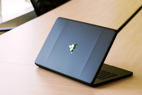 雷蛇(razer)razer blade pro 2015版 256gb 500gb笔记本电脑整体评测