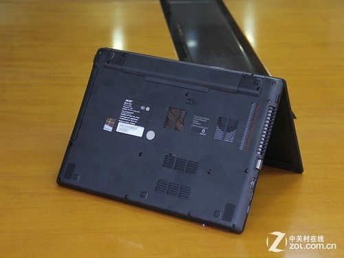 acer宏碁(acer宏碁)acer e5-471g-53xx笔记本电脑底部