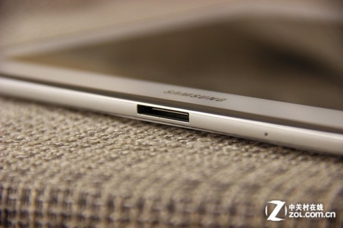 平板电脑有什么接口 Cg-4WlCaGGKINoHbAAB-B6LfWxMAABJ4wJfqC4AAH4f237.jpg