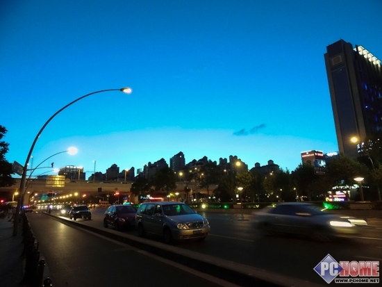 什么相机拍夜景效果好 Cg-4WlHnW3aIKutxAAHSewlLrkkAAKUjQI_GZkAAdKT199.jpg